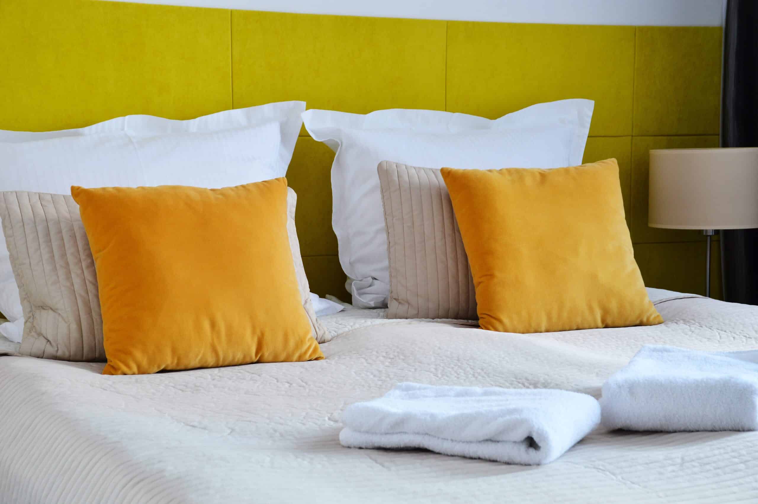 tips to keep the guest bedroom clean